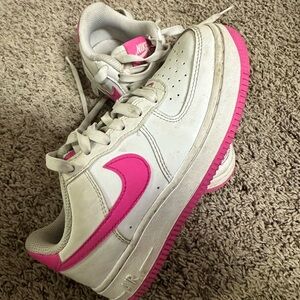 Nike Kids White and Pink Sneakers